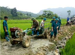 Mông Ân chú trọng công tác quốc phòng, quân sự địa phương